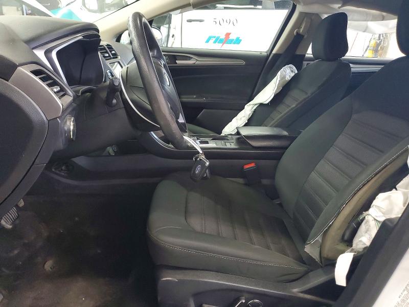 Photo 7 from auction – 2020 FORD FUSION with VIN 3FA6P0LU2LR176952