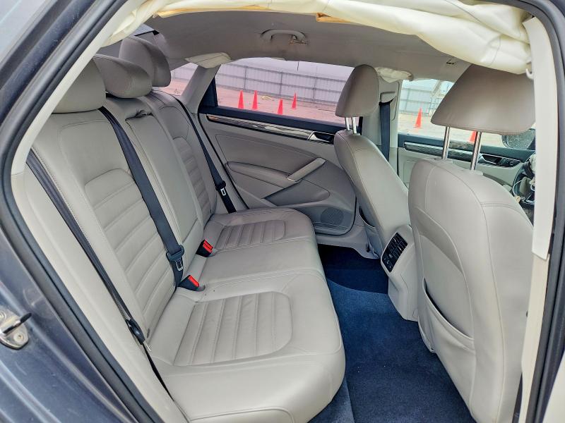 Photo 10 from auction – 2016 VOLKSWAGEN PASSAT with VIN 1VWCT7A36GC046458