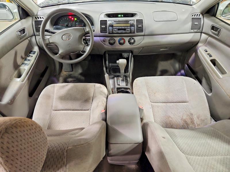 Photo 8 from auction – 2004 TOYOTA CAMRY with VIN 4T1BE32K64U830650