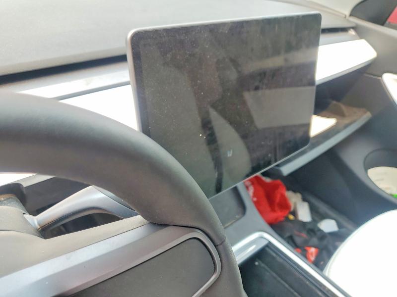 Photo 9 from auction – 2022 TESLA MODEL Y with VIN 7SAYGAEE5NF518576