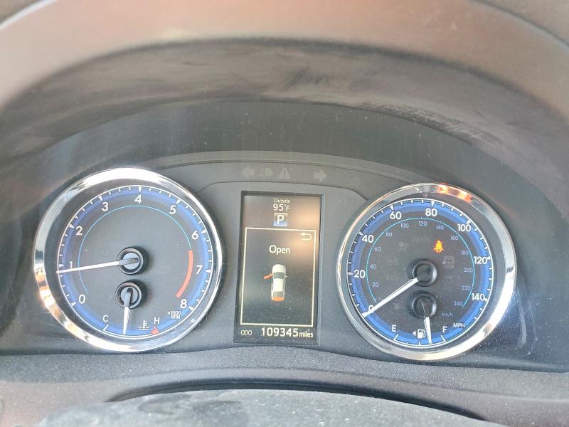 Zdjęcie 9 z aukcji – 2017 TOYOTA COROLLA z VIN 5YFBURHE4HP573101