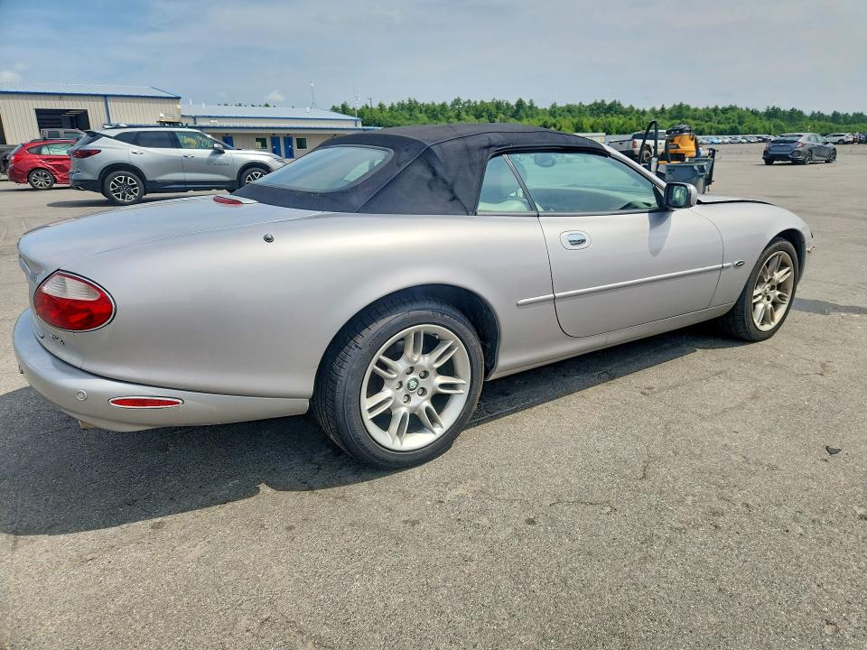 Photo 3 from auction – 2001 JAGUAR XK8 with VIN SAJDA42C41NA19401