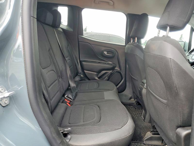 Photo 11 from auction – 2017 JEEP RENEGADE with VIN ZACCJBBHXHPG06078