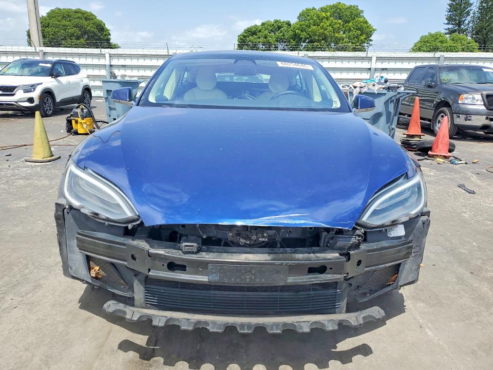 Photo 5 from auction – 2017 TESLA MODEL S with VIN 5YJSA1E13HF213258