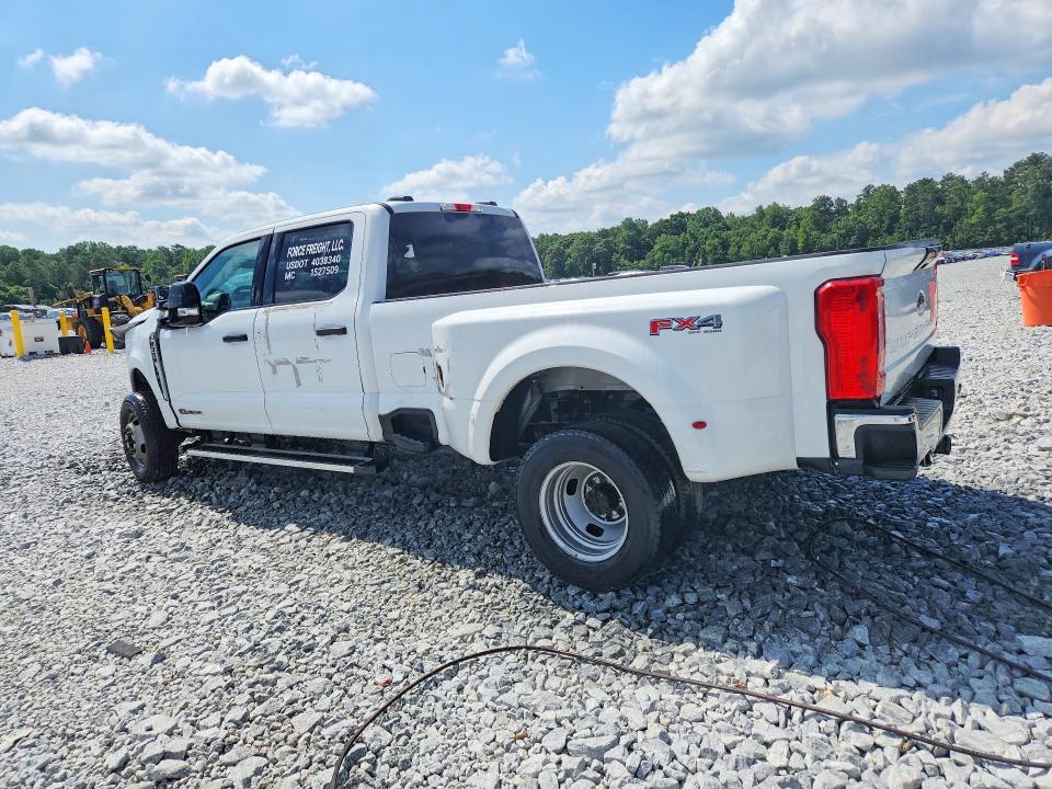 Photo 2 from auction – 2024 FORD F350 with VIN 1FT8W3DTXRED20207