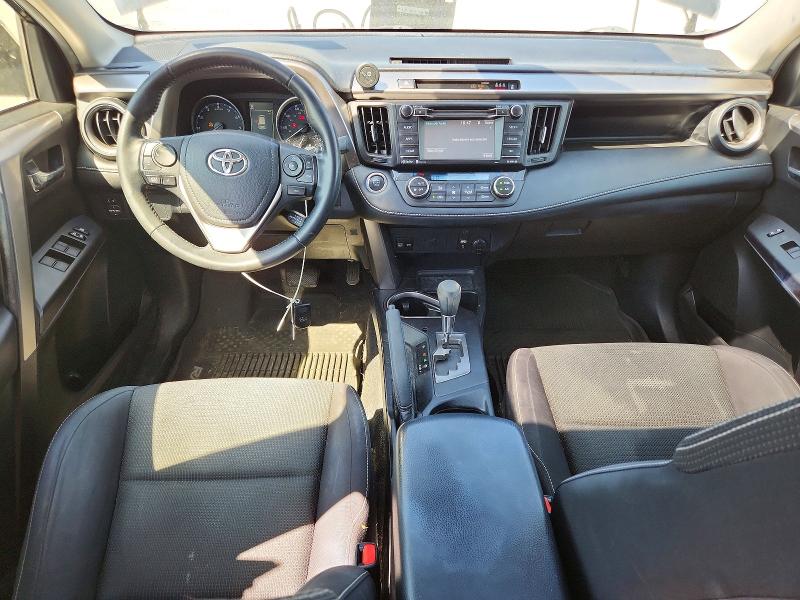 Photo 8 from auction – 2017 TOYOTA RAV4 with VIN JTMRFREV4HJ711334