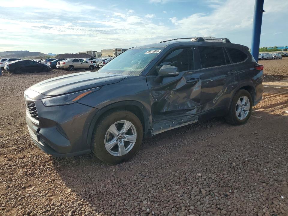 TOYOTA HIGHLANDER 2023 with VIN 5TDKDRAH5PS013176 - Photo from auction