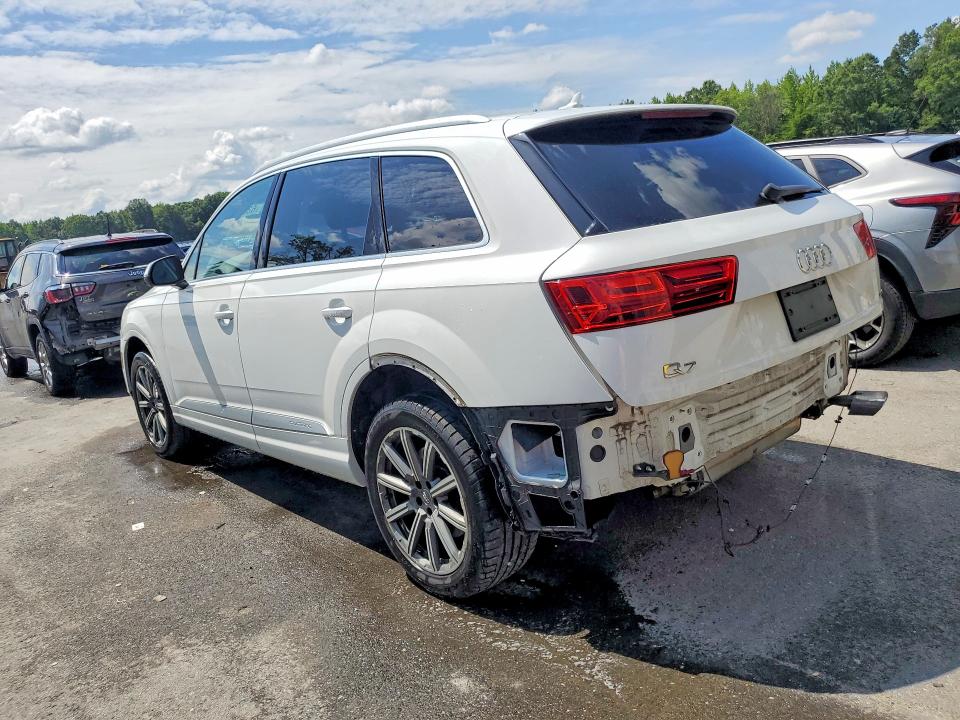 Photo 2 from auction – 2018 AUDI Q7 with VIN WA1LHAF78JD044350