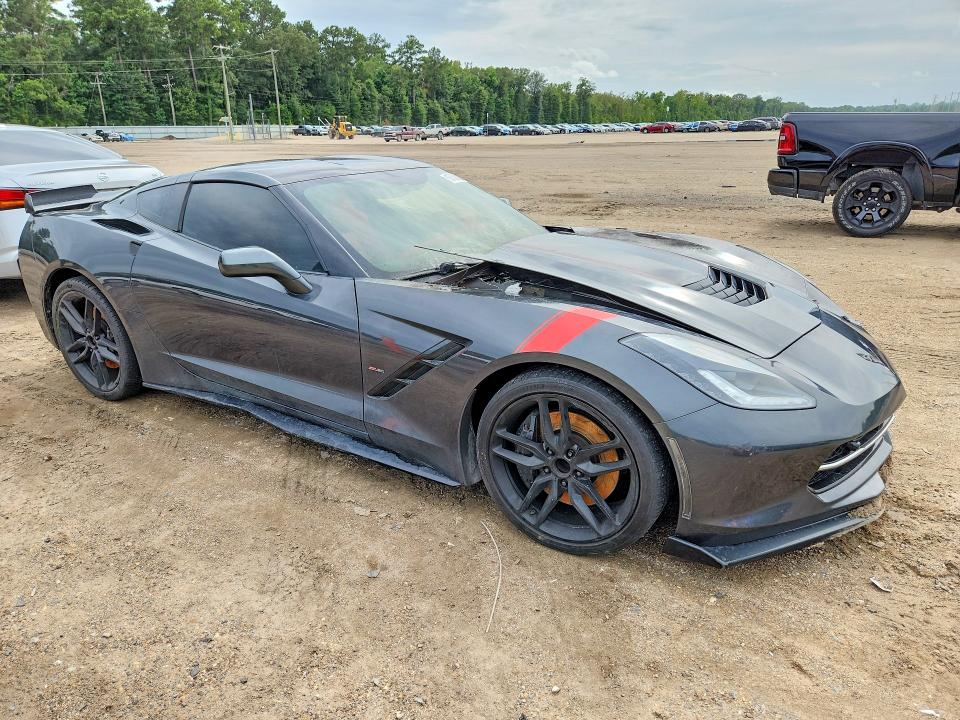 Photo 4 from auction – 2017 CHEVROLET CORVETTE with VIN 1G1YM2D73H5101468