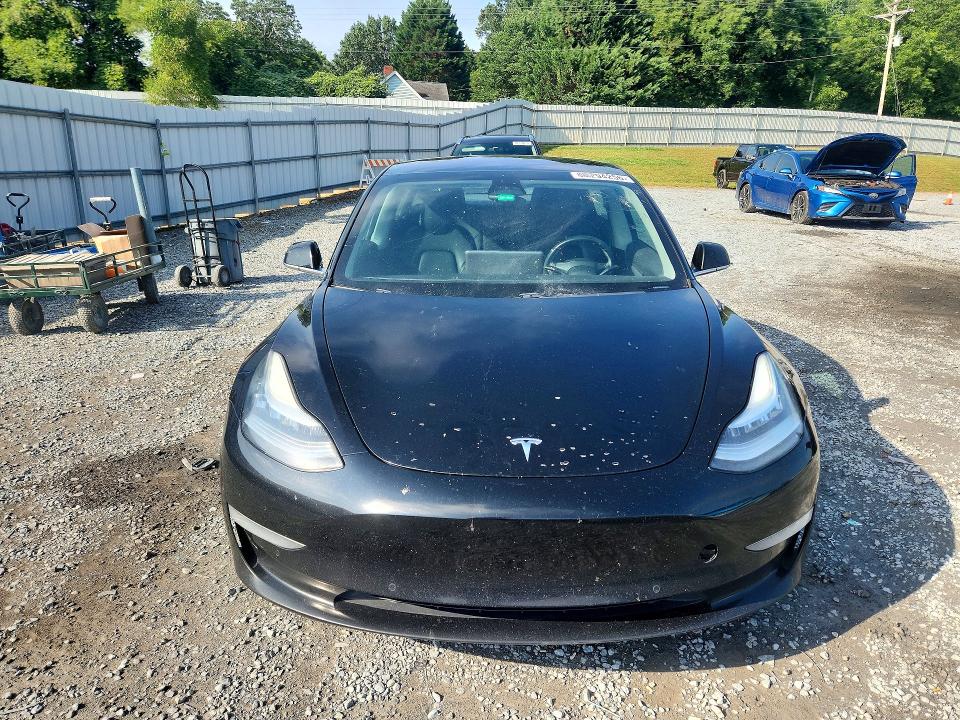 Photo 5 from auction – 2019 TESLA MODEL 3 with VIN 5YJ3E1EA5KF325138