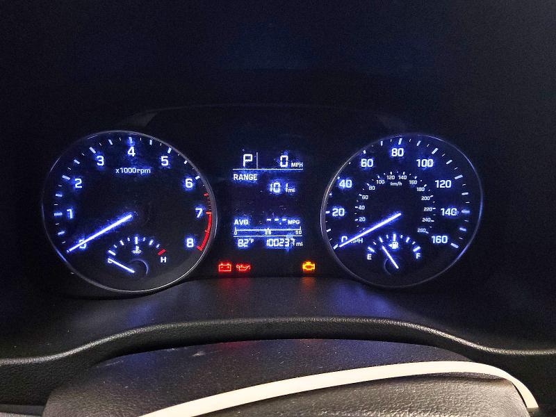 Photo 9 from auction – 2017 HYUNDAI ELANTRA with VIN 5NPD84LF6HH032158