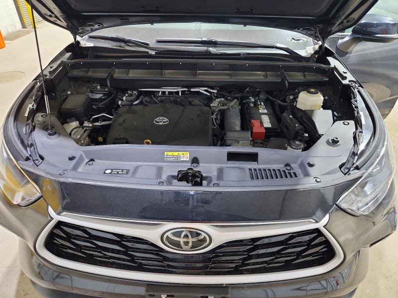 Photo 12 from auction – 2021 TOYOTA HIGHLANDER with VIN 5TDGZRBH3MS556673