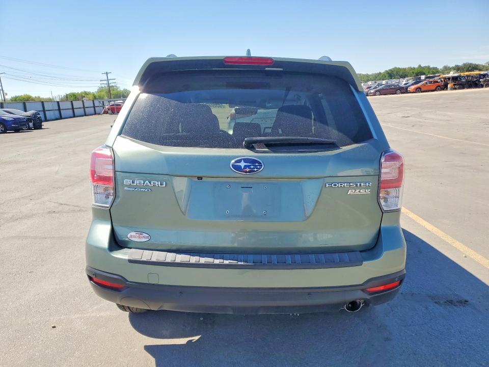 Photo 6 from auction – 2017 SUBARU FORESTER with VIN JF2SJARC5HH530973