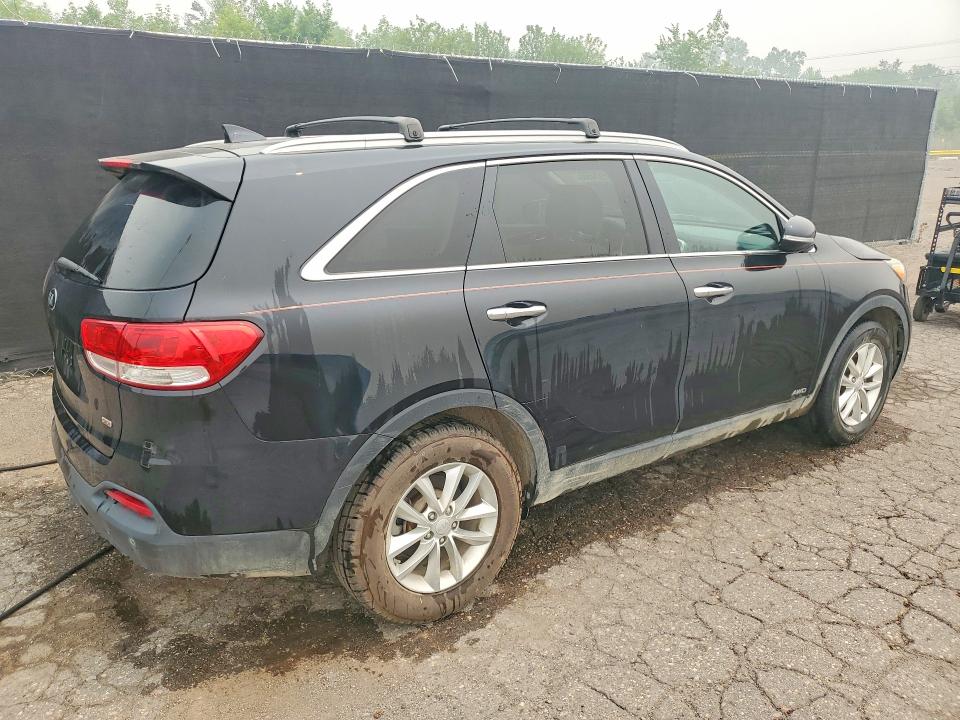 Photo 3 from auction – 2017 KIA SORENTO with VIN 5XYPGDA30HG276436