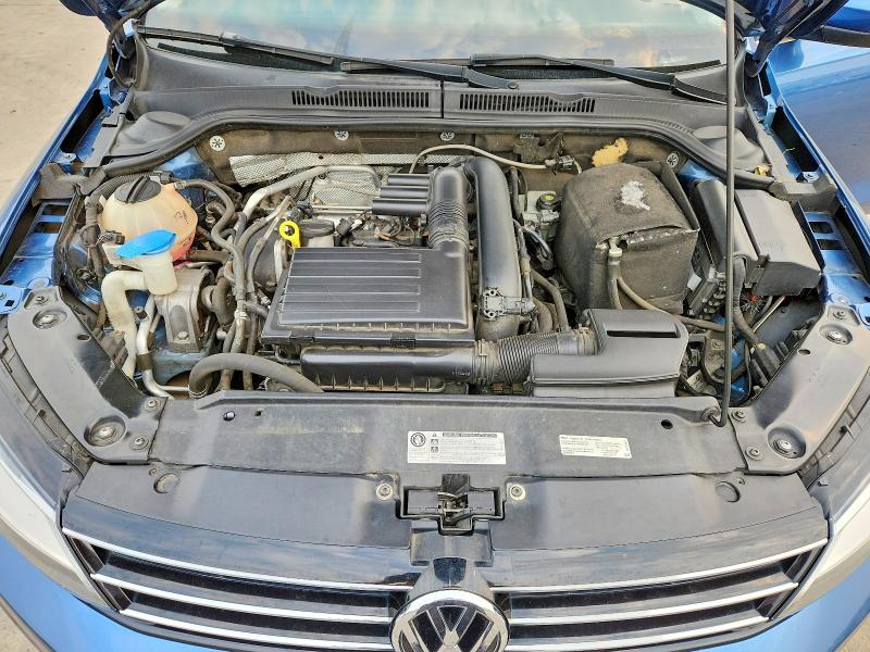 Photo 11 from auction – 2017 VOLKSWAGEN JETTA with VIN 3VW2B7AJ4HM396507