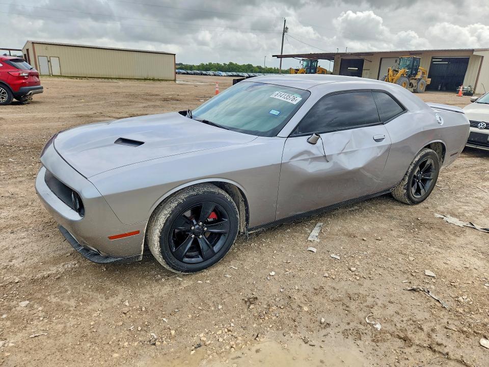 DODGE CHALLENGER 2018 with VIN 2C3CDZAG9JH317777 - Photo from auction