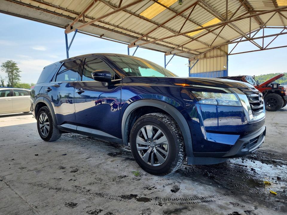 Photo 4 from auction – 2022 NISSAN PATHFINDER with VIN 5N1DR3AA5NC230165