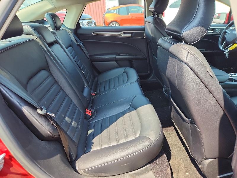 Photo 10 from auction – 2017 FORD FUSION with VIN 3FA6P0T98HR284222