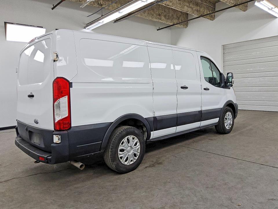 Photo 3 from auction – 2020 FORD TRANSIT with VIN 1FTYE1Y8XLKA46979