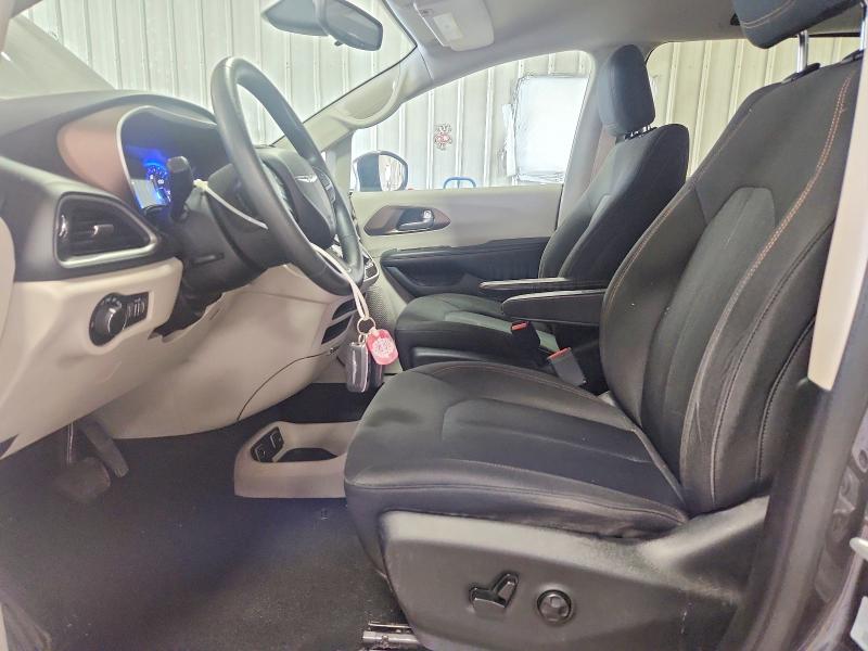 Photo 7 from auction – 2017 CHRYSLER PACIFICA with VIN 2C4RC1DG4HR514303