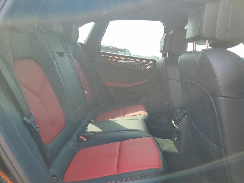 Photo 11 from auction – 2019 PORSCHE MACAN with VIN WP1AB2A5XKLB30663