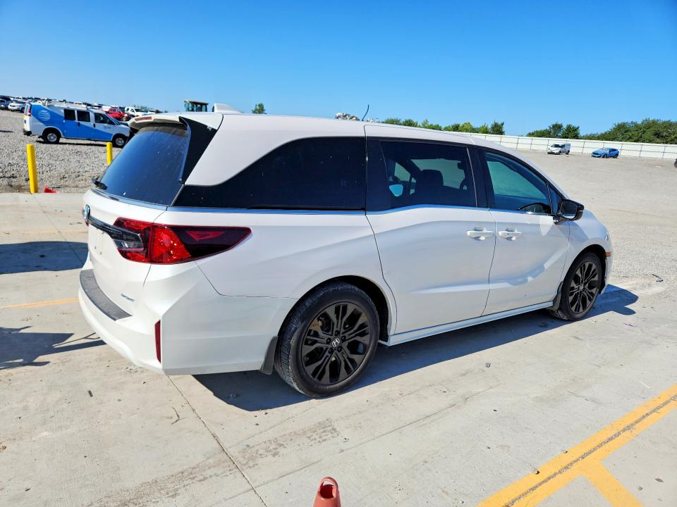 Photo 3 from auction – 2025 HONDA ODYSSEY with VIN 5FNRL6H77SB017076