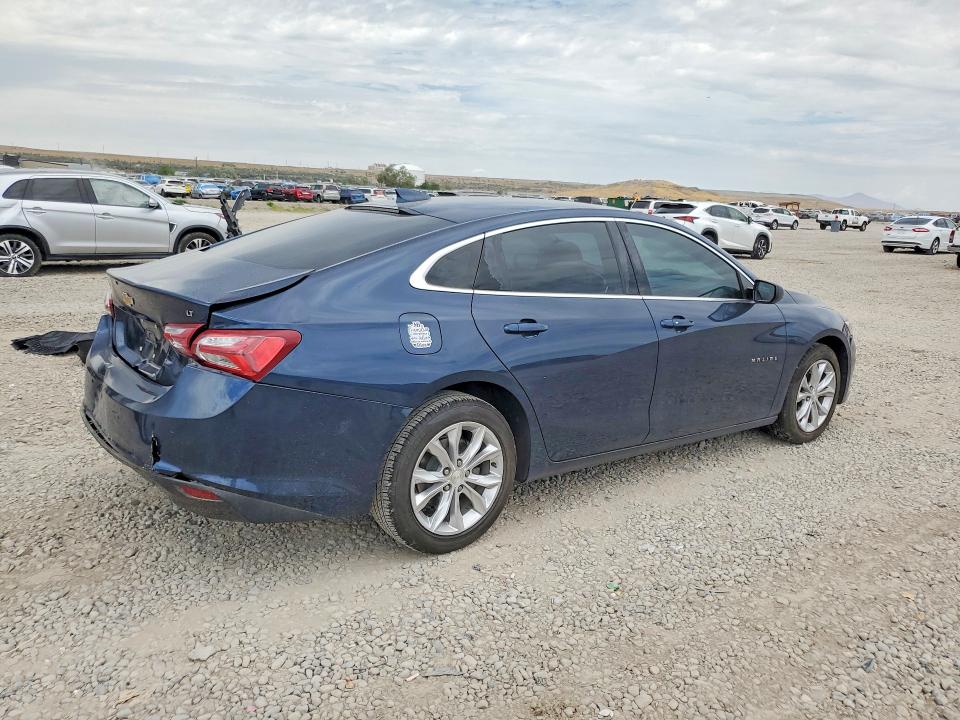 Photo 3 from auction – 2019 CHEVROLET MALIBU with VIN 1G1ZD5ST5KF209355