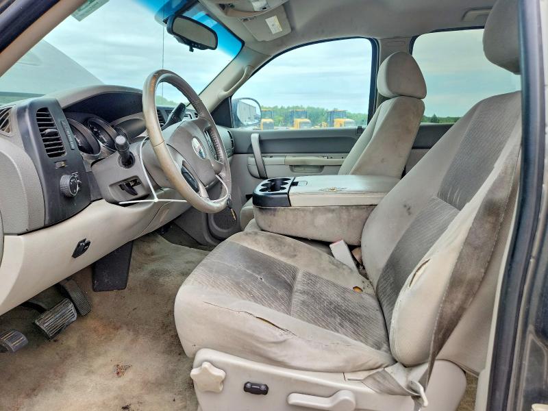 Zdjęcie 7 z aukcji – 2011 GMC SIERRA z VIN 3GTP2VE31BG116069