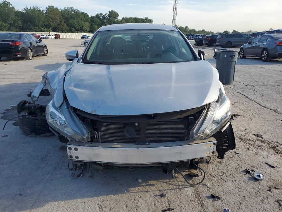 Photo 5 from auction – 2018 NISSAN ALTIMA with VIN 1N4AL3AP0JC180949