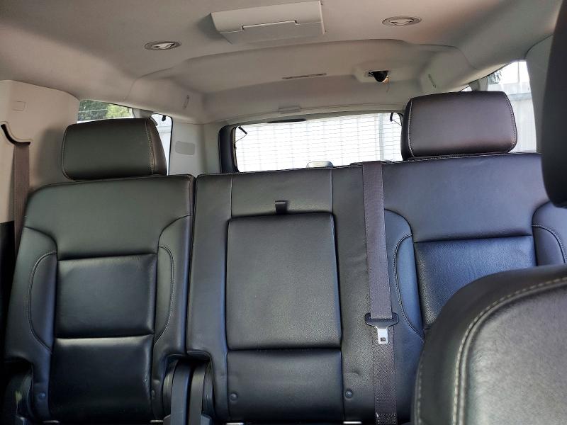 Photo 10 from auction – 2016 CHEVROLET SUBURBAN with VIN 1GNSKHKC4GR228587