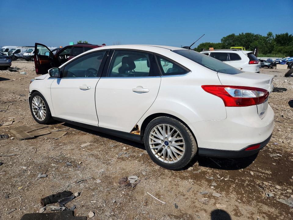 Photo 2 from auction – 2012 FORD FOCUS with VIN 1FAHP3H25CL271540