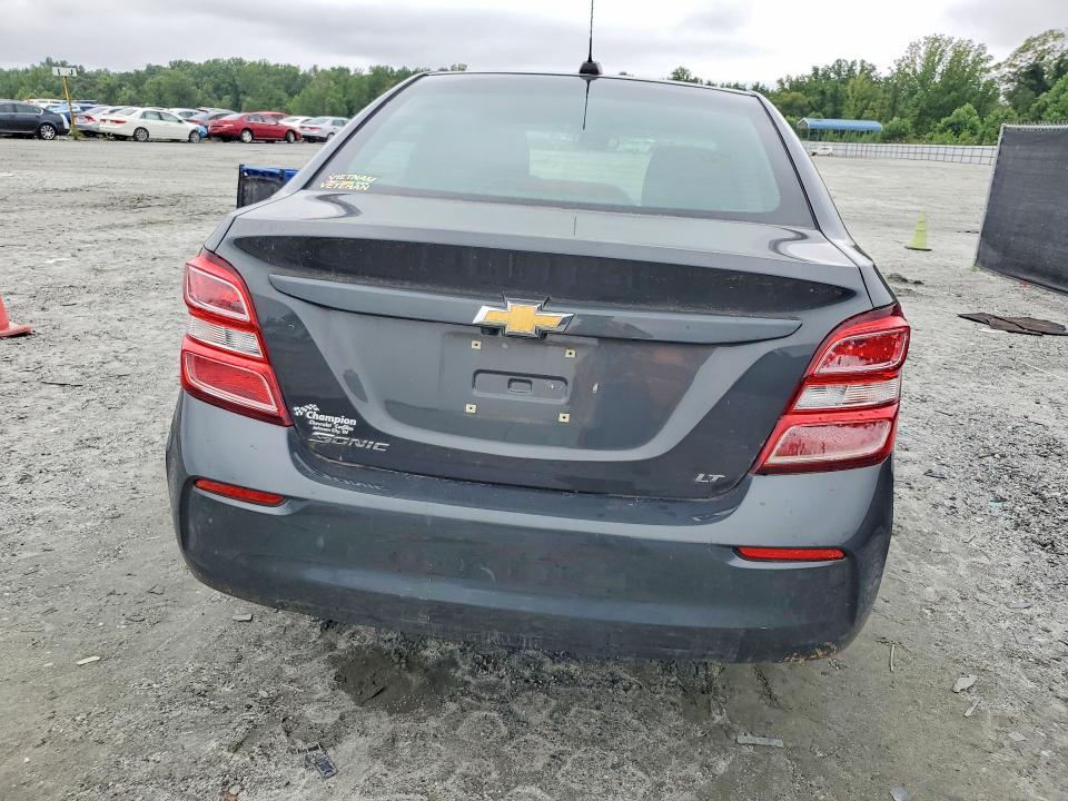 Photo 6 from auction – 2017 CHEVROLET SONIC with VIN 1G1JD5SH5H4155746