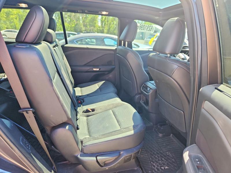 Photo 11 from auction – 2024 LEXUS TX 350 with VIN 5TDAAAB63RS019628