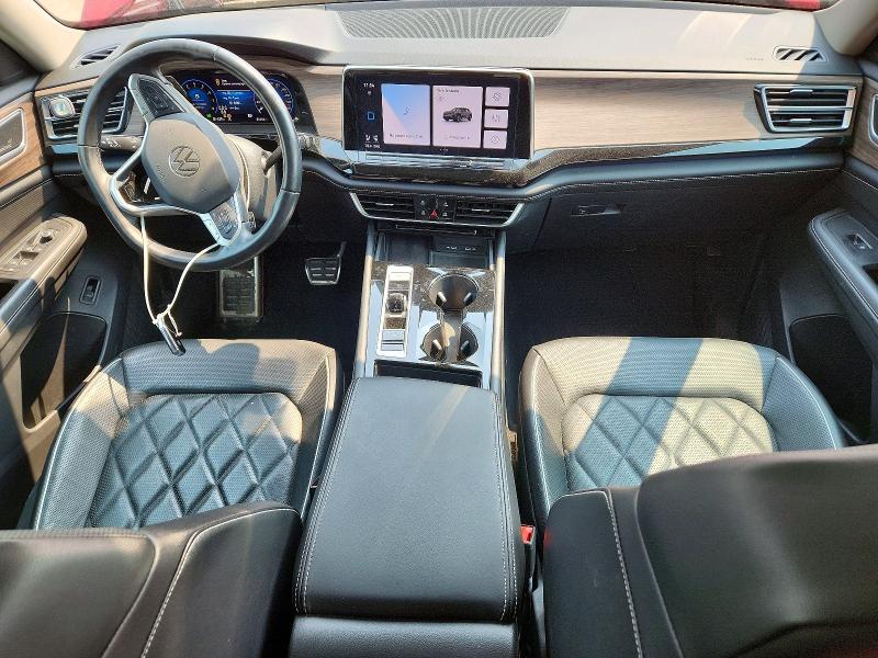 Photo 8 from auction – 2024 VOLKSWAGEN ATLAS with VIN 1V2FR2CA0RC603119