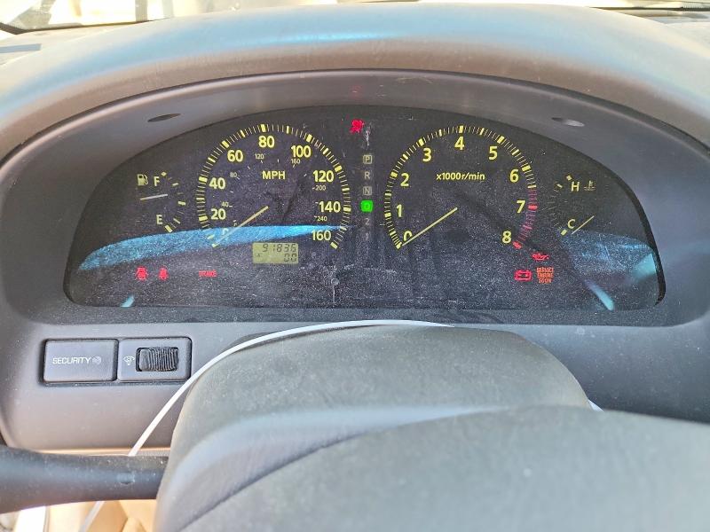 Photo 9 from auction – 2000 INFINITI I30 with VIN JNKCA31A2YT215763