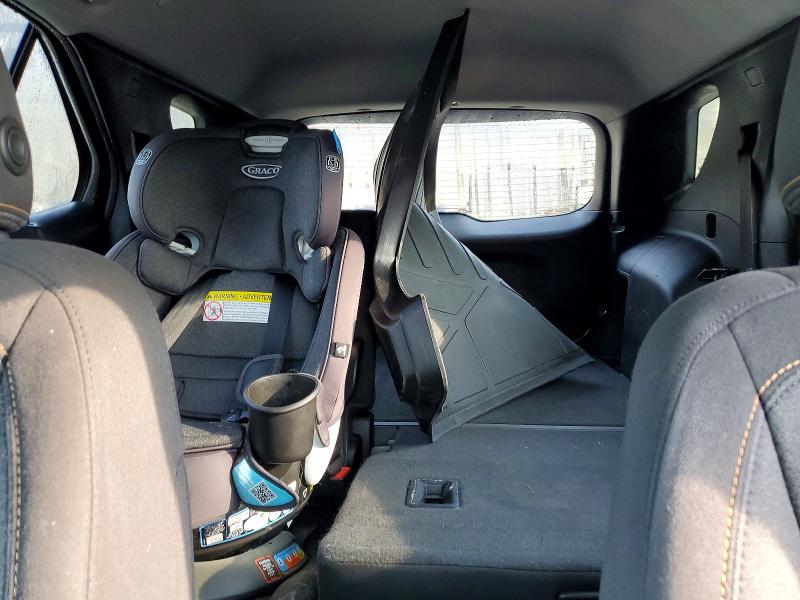 Photo 10 from auction – 2018 CHEVROLET EQUINOX with VIN 2GNAXJEV1J6207085