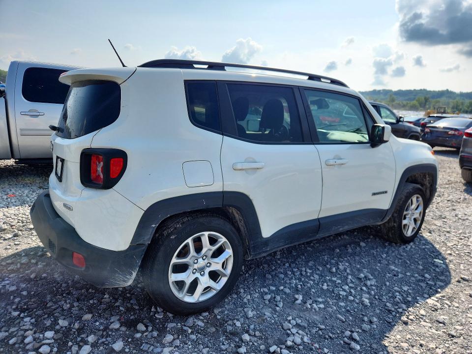 Photo 3 from auction – 2016 JEEP RENEGADE with VIN ZACCJBBT0GPD90843
