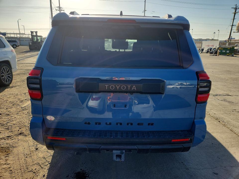 Photo 6 from auction – 2025 TOYOTA 4RUNNER with VIN JTEVA5AR6S5006173