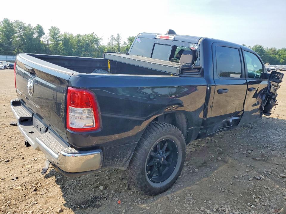 Photo 3 from auction – 2023 RAM 1500 with VIN 1C6RREFTXPN592569
