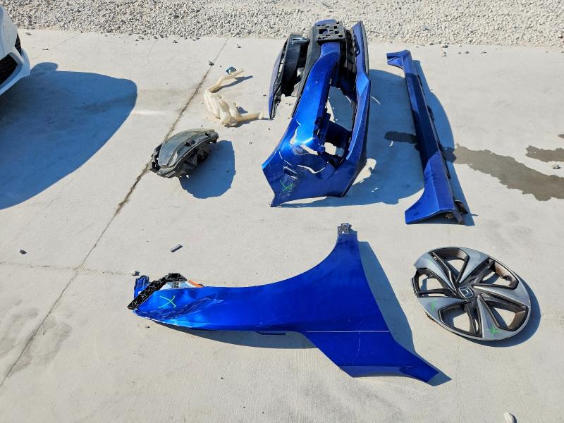 Photo 12 from auction – 2019 HONDA CIVIC with VIN 19XFC2F61KE041286