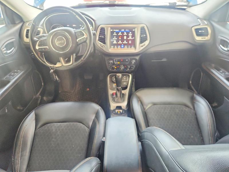 Photo 8 from auction – 2018 JEEP COMPASS with VIN 3C4NJDBB9JT178373