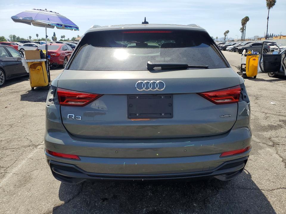 Снимка 6 от търг – 2022 AUDI Q3 с VIN WA1DECF33N1125513