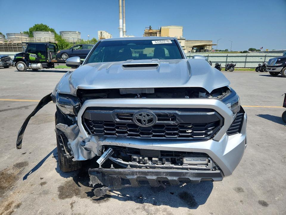 Photo 5 from auction – 2024 TOYOTA TACOMA with VIN 3TYLB5JN2RT006511