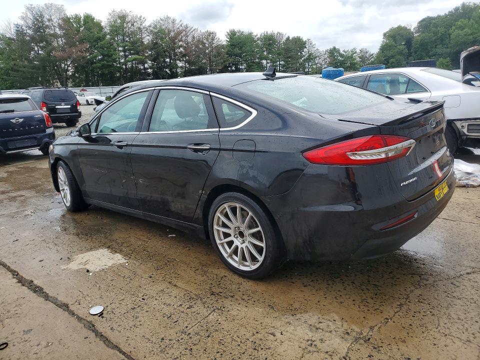 Photo 2 from auction – 2020 FORD FUSION with VIN 3FA6P0RU3LR183237