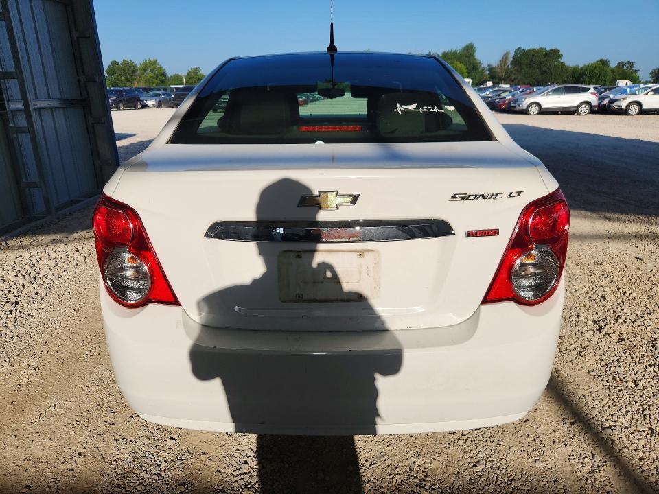 Photo 6 from auction – 2014 CHEVROLET SONIC with VIN 1G1JC5SB5E4238006