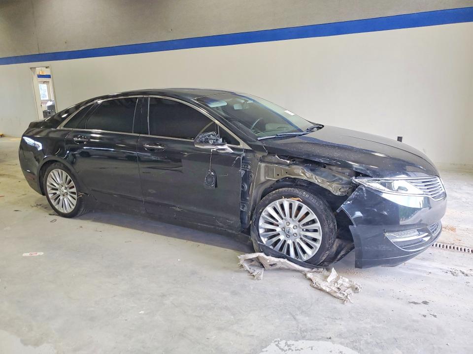 Photo 4 from auction – 2014 LINCOLN MKZ with VIN 3LN6L2JK7ER802514