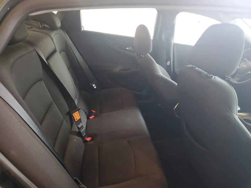 Photo 10 from auction – 2018 CHEVROLET MALIBU with VIN 1G1ZD5ST9JF107247