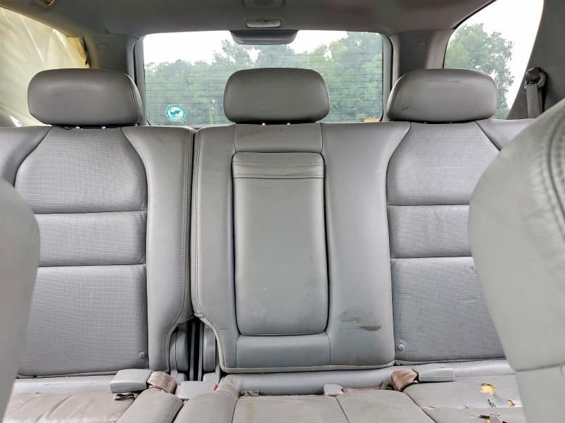 Photo 10 from auction – 2004 ACURA MDX with VIN 2HNYD186X4H553370