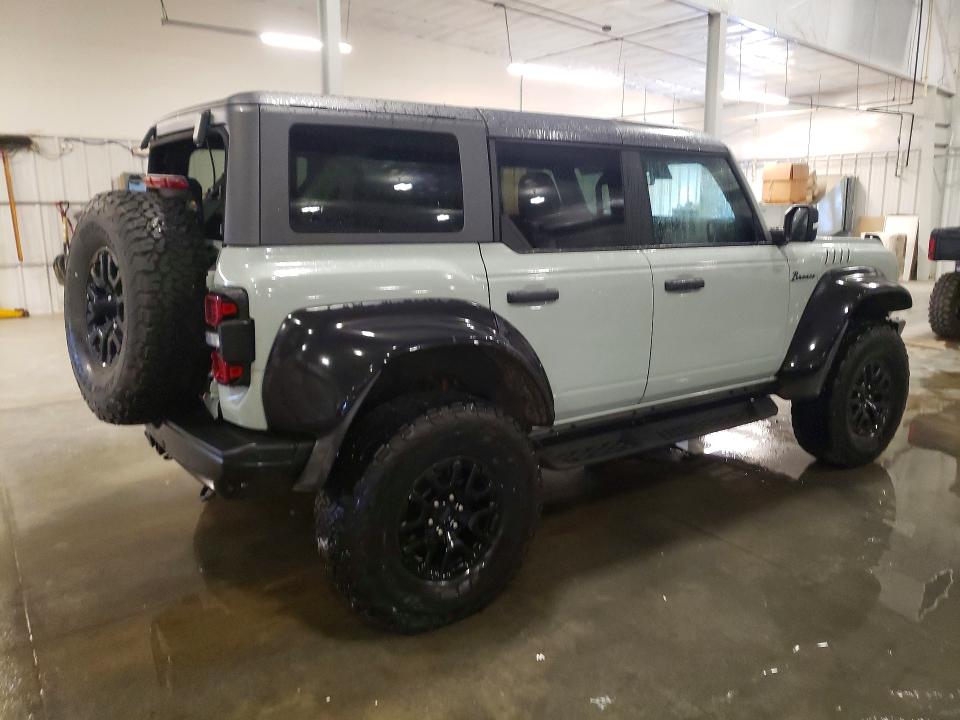 Photo 3 from auction – 2022 FORD BRONCO with VIN 1FMEE5JR5NLA50279