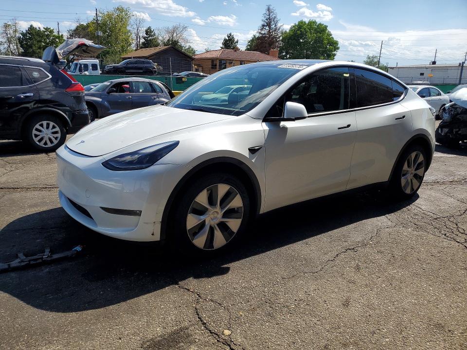 TESLA MODEL Y 2023 with VIN 7SAYGAEE8PF714224 - Photo from auction